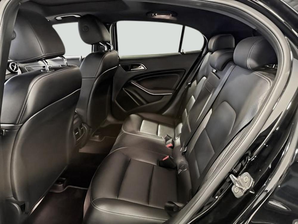 Mercedes-Benz GLA 250 2019 d&rsquo;occasion à vendre - 31