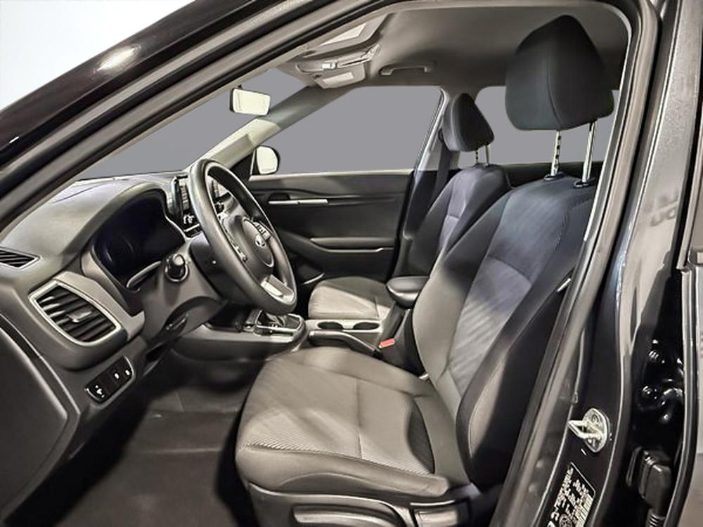 Kia Seltos LX 2021 d&rsquo;occasion à vendre - 16