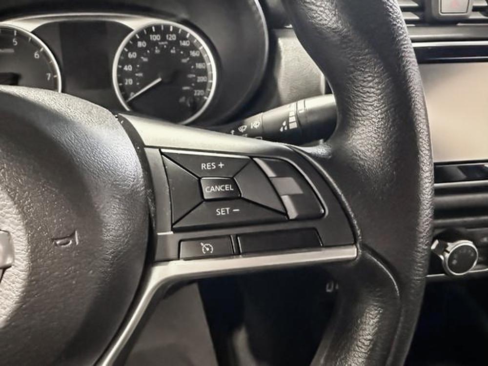 Nissan Versa 2022 Gris usage à vendre Nissan Versa 2022 Gris usage à vendre