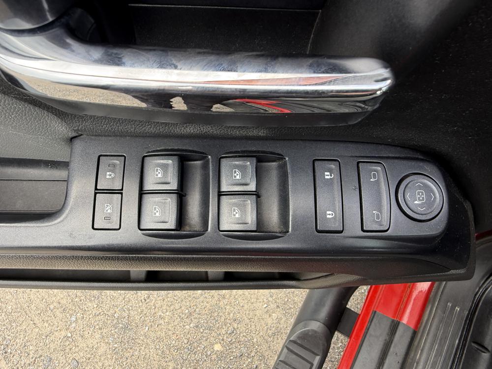 Chevrolet Silverado 1500 CUSTOM 2018 d&rsquo;occasion à vendre - 14