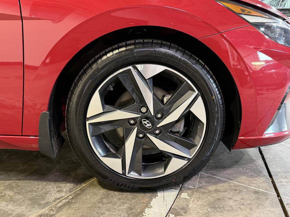 Hyundai Elantra LUXE 2023 d&rsquo;occasion à vendre - 13