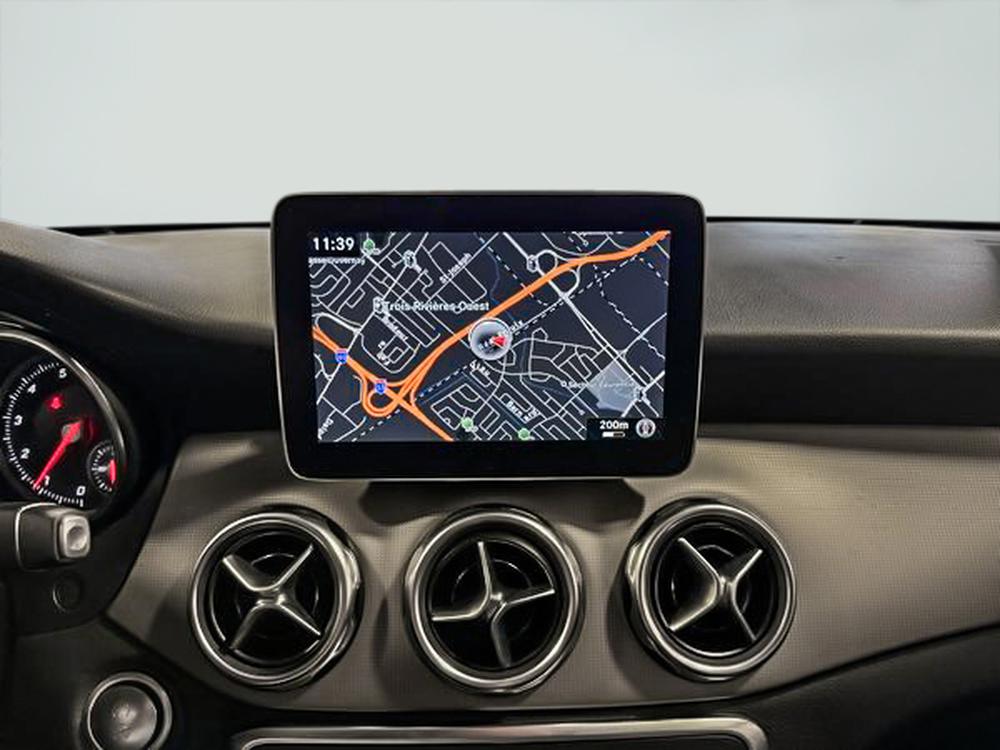 Mercedes-Benz GLA 250 2019 d&rsquo;occasion à vendre - 27