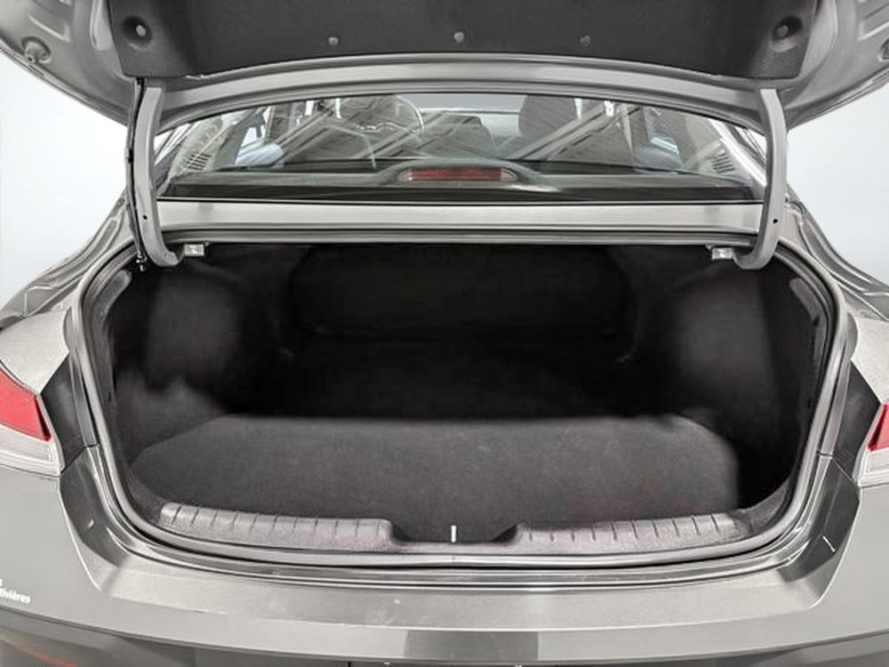 Hyundai Elantra Preferred 2025 d&rsquo;occasion à vendre - 30