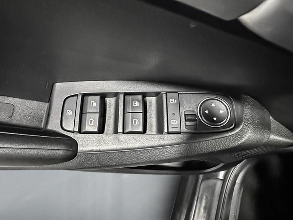 Kia Seltos LX 2021 d&rsquo;occasion à vendre - 14
