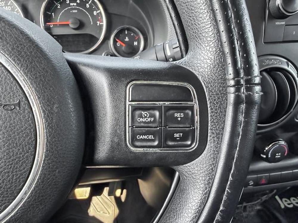 Jeep Wrangler JK Sport 2018 d&rsquo;occasion à vendre - 16