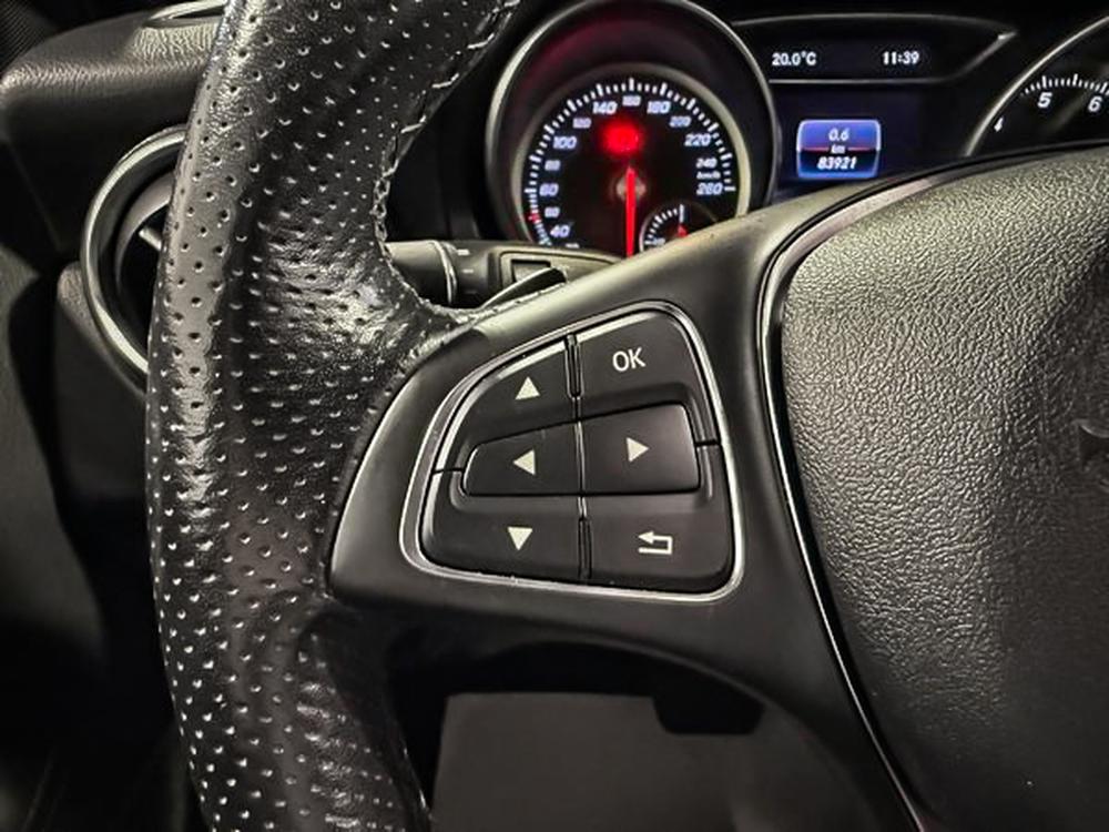 Mercedes-Benz GLA 250 2019 d&rsquo;occasion à vendre - 21