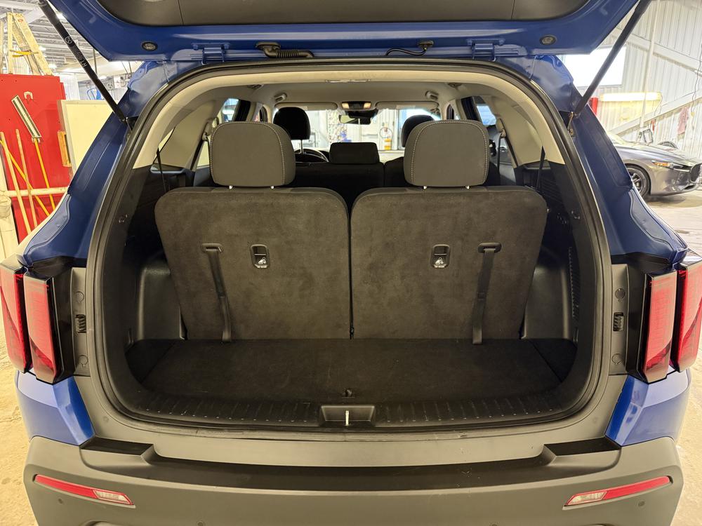 Kia Sorento LX PREMIUM 2023 d&rsquo;occasion à vendre - 30