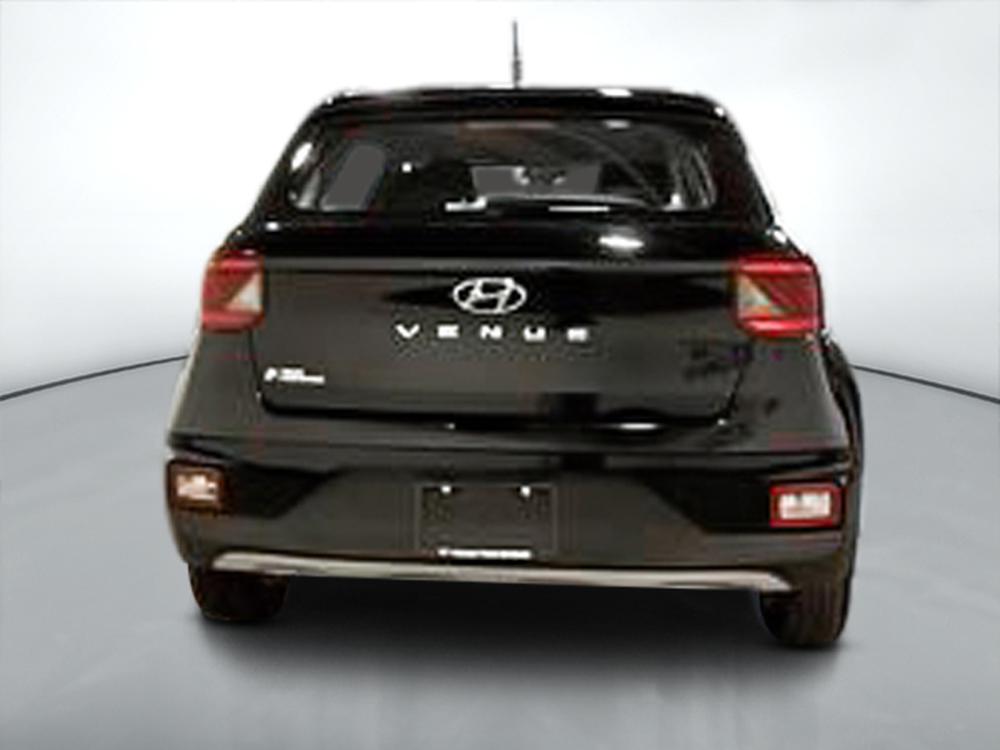 Hyundai Venue PREFERRED 2023 d&rsquo;occasion à vendre - 4