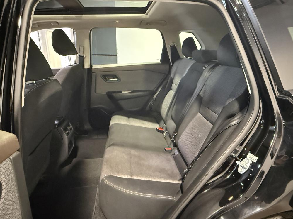 Nissan Rogue SV 2021 d&rsquo;occasion à vendre - 32