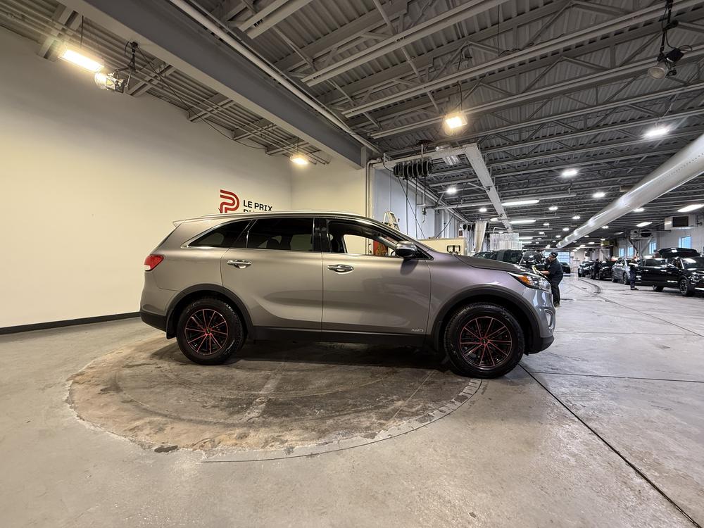 Kia Sorento LX 2018 d&rsquo;occasion à vendre - 2