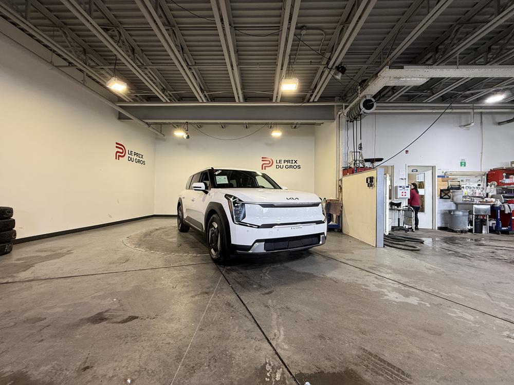 Kia EV9 WIND 2024 d&rsquo;occasion à vendre - 1