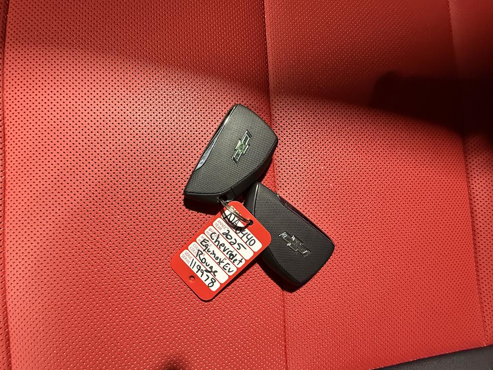 Chevrolet Equinox EV 2025 Rouge usage à vendre Chevrolet Equinox EV 2025 Rouge usage à vendre