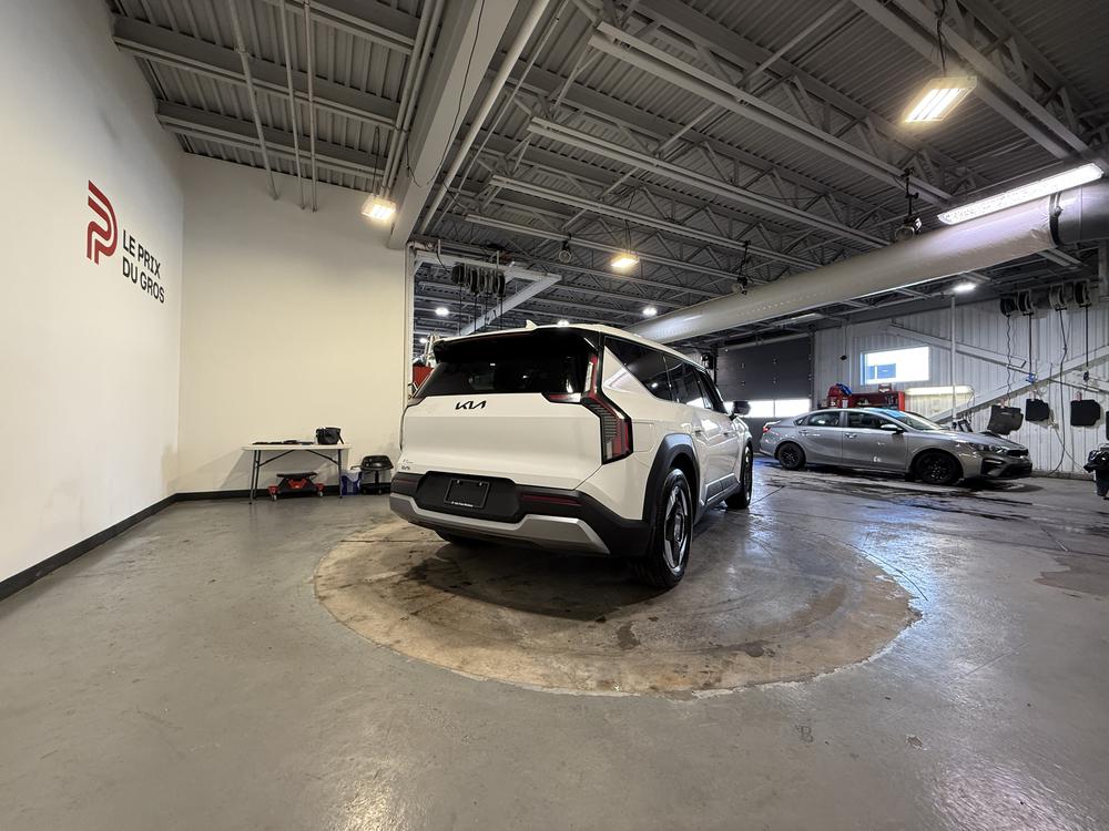 Kia EV9 WIND 2024 d&rsquo;occasion à vendre - 3