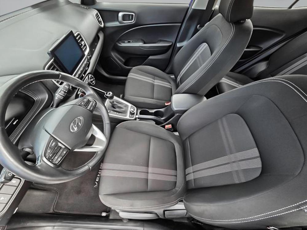 Hyundai Venue Preferred 2023 d&rsquo;occasion à vendre - 14