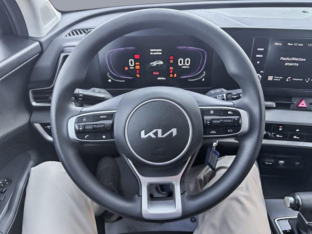Kia Sportage LX FWD 2024 d&rsquo;occasion à vendre - 19