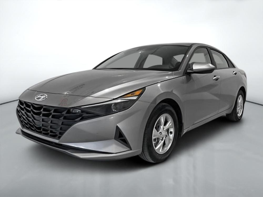 Hyundai Elantra Essential 2023 à vendre à Trois-Rivières - 3