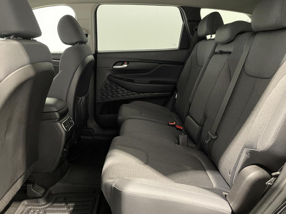 Hyundai Santa Fe Essential 2021 d&rsquo;occasion à vendre - 28