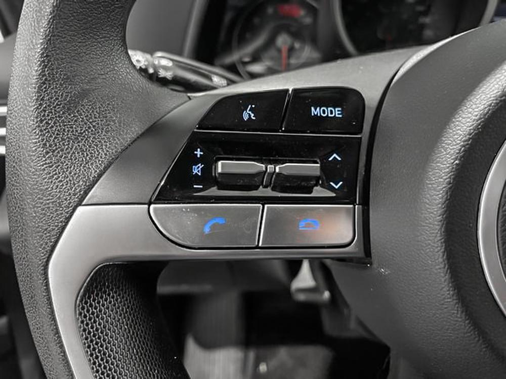 Hyundai Elantra Essential 2023 à vendre à Trois-Rivières - 16