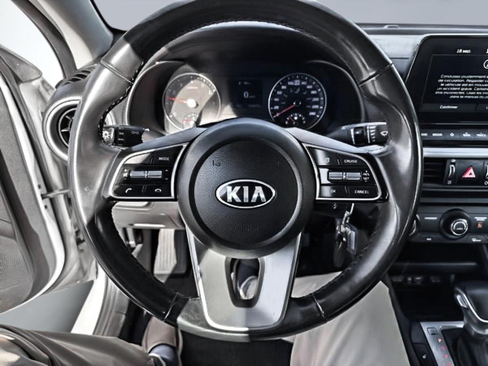 Kia Forte LX 2020 d&rsquo;occasion à vendre - 21