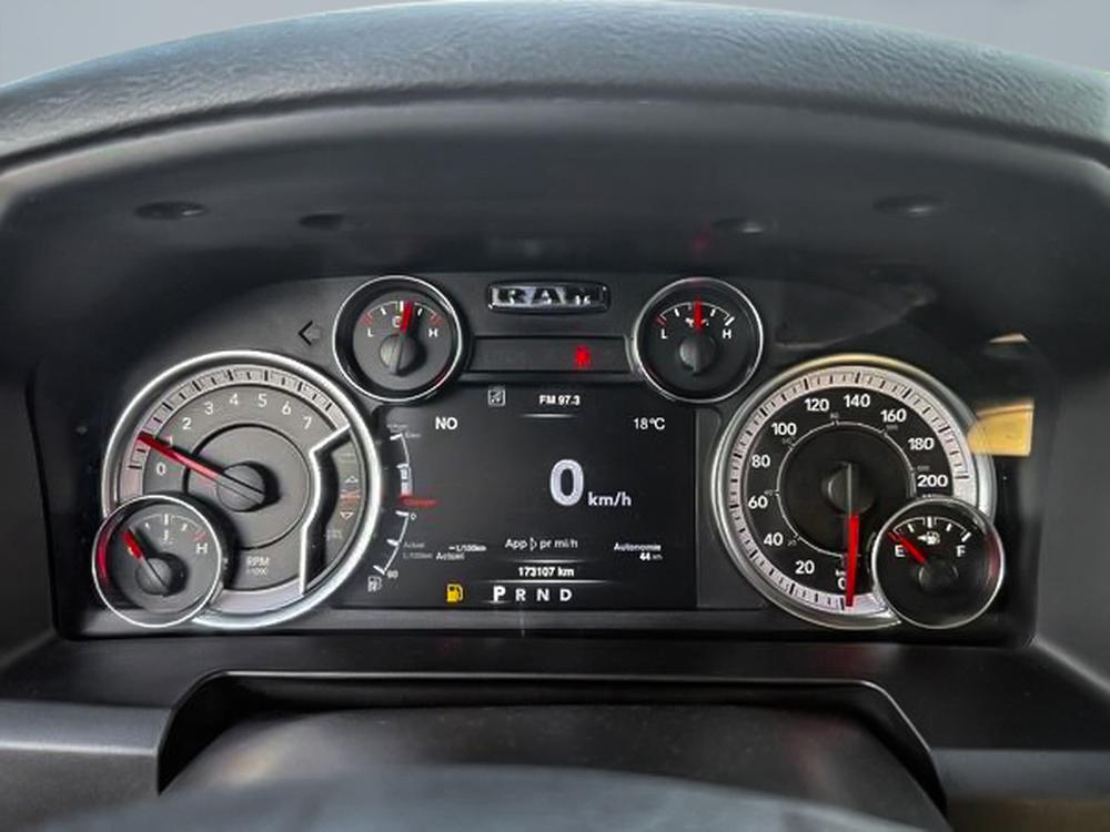 Ram 1500 Classic TRADESMAN 2021 d&rsquo;occasion à vendre - 22
