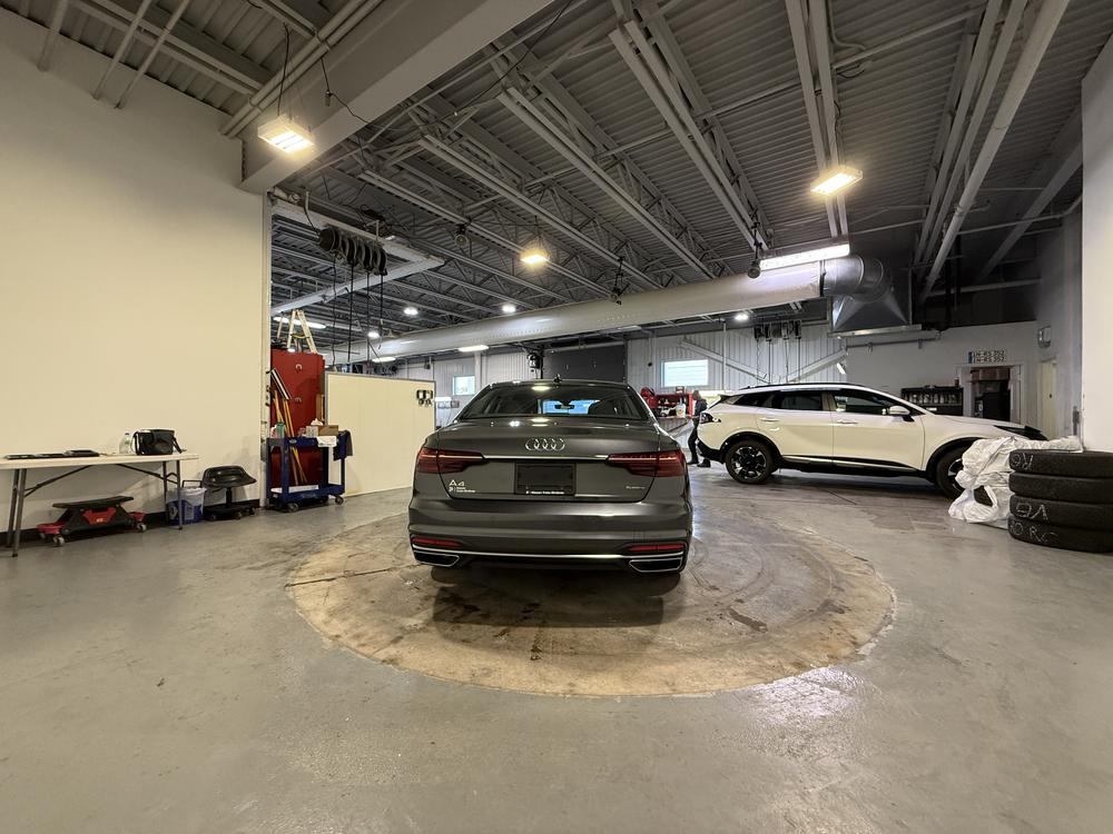 Audi berline A4 45 Progressiv Quattro 2023 d&rsquo;occasion à vendre - 4