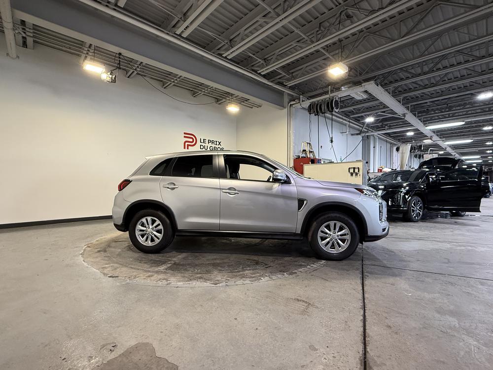 Mitsubishi RVR SE 2023 d&rsquo;occasion à vendre - 2
