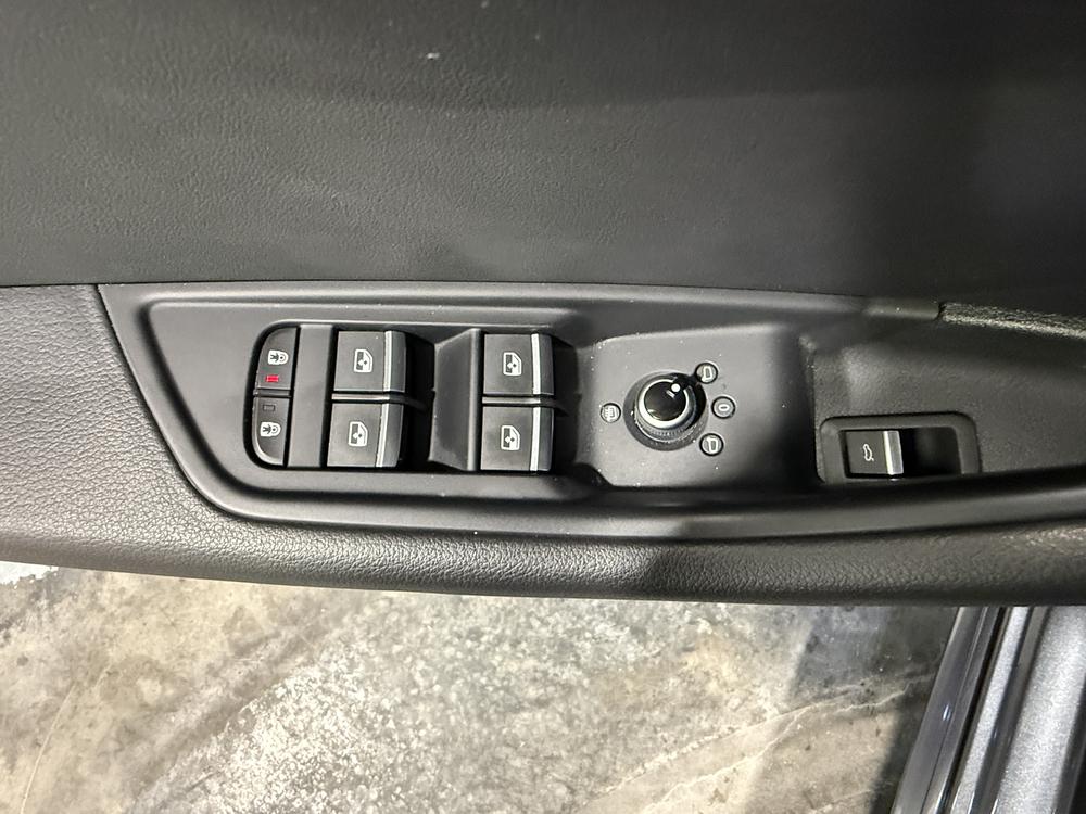 Audi berline A4 45 Progressiv Quattro 2023 d&rsquo;occasion à vendre - 16