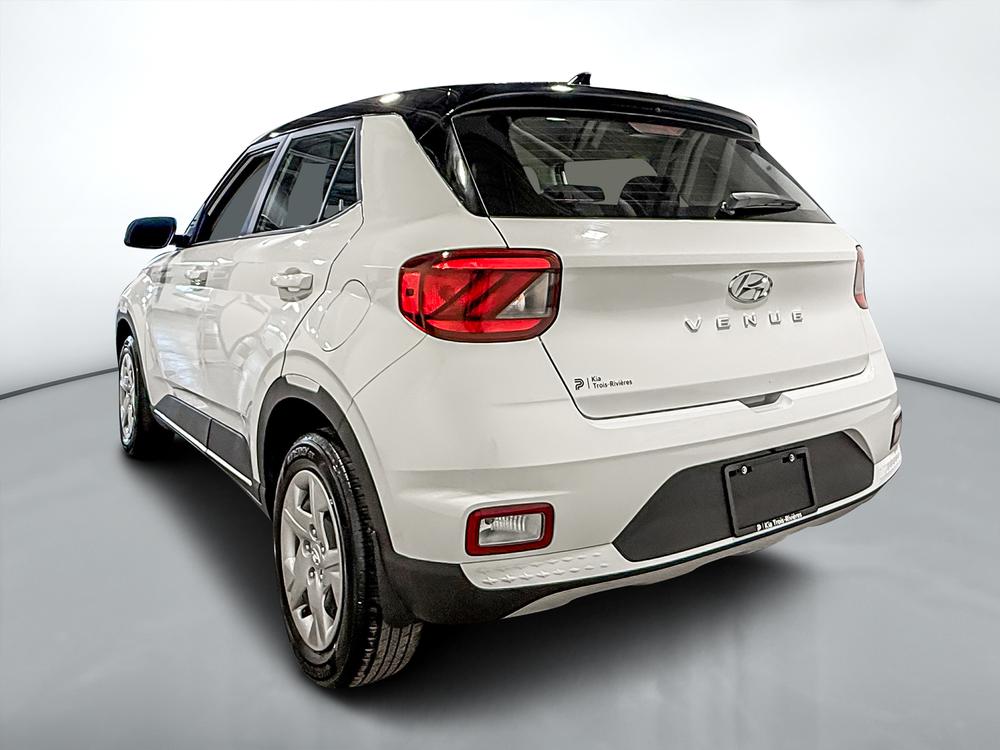 Hyundai Venue essential 2022 à vendre à Donnacona - 6