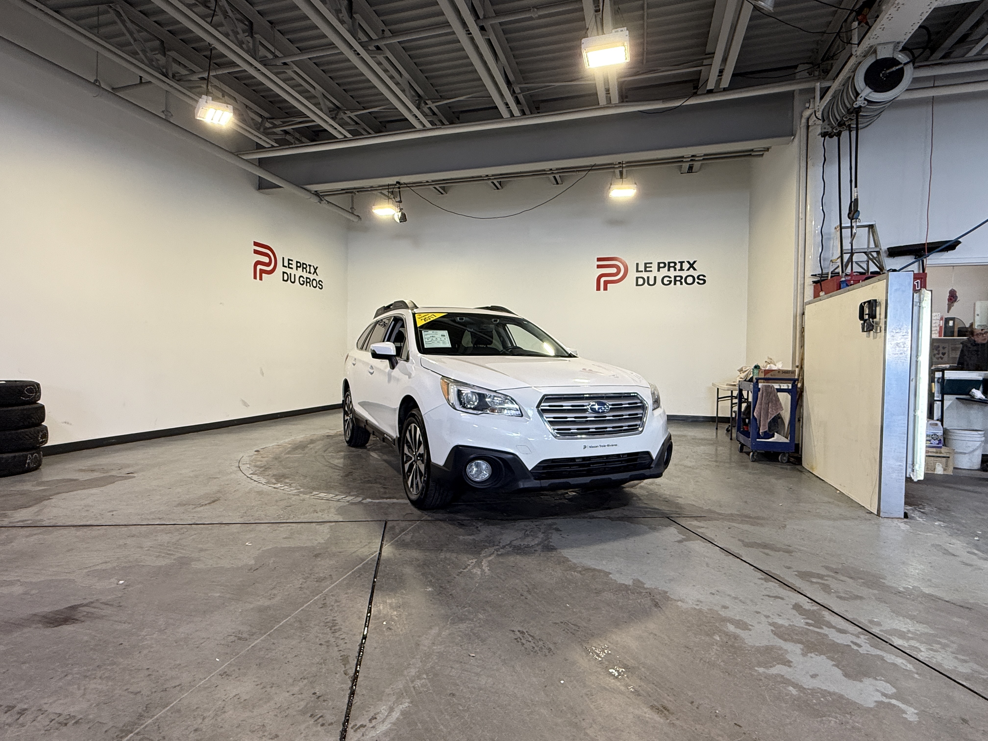 White 2017 Subaru Outback Wagon All-Wheel Drive Automatic