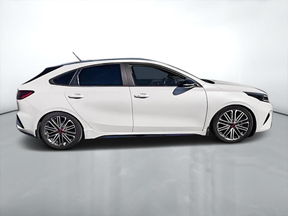 Kia Forte5 GT LIMITED 2024 d&rsquo;occasion à vendre - 9