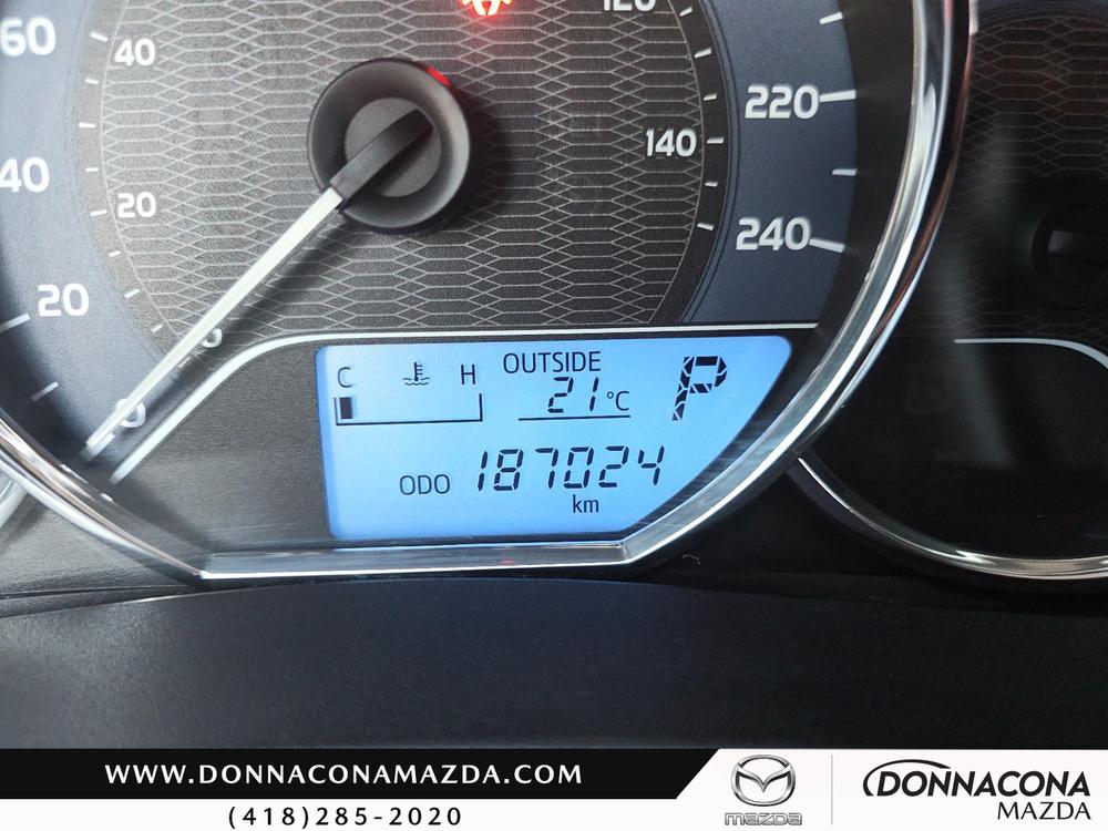 Toyota Corolla CE 2016 d&rsquo;occasion à vendre - 23