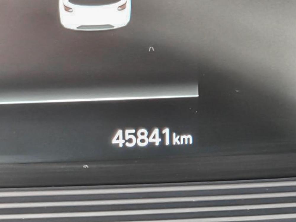 Hyundai Venue Preferred 2023 d&rsquo;occasion à vendre - 17
