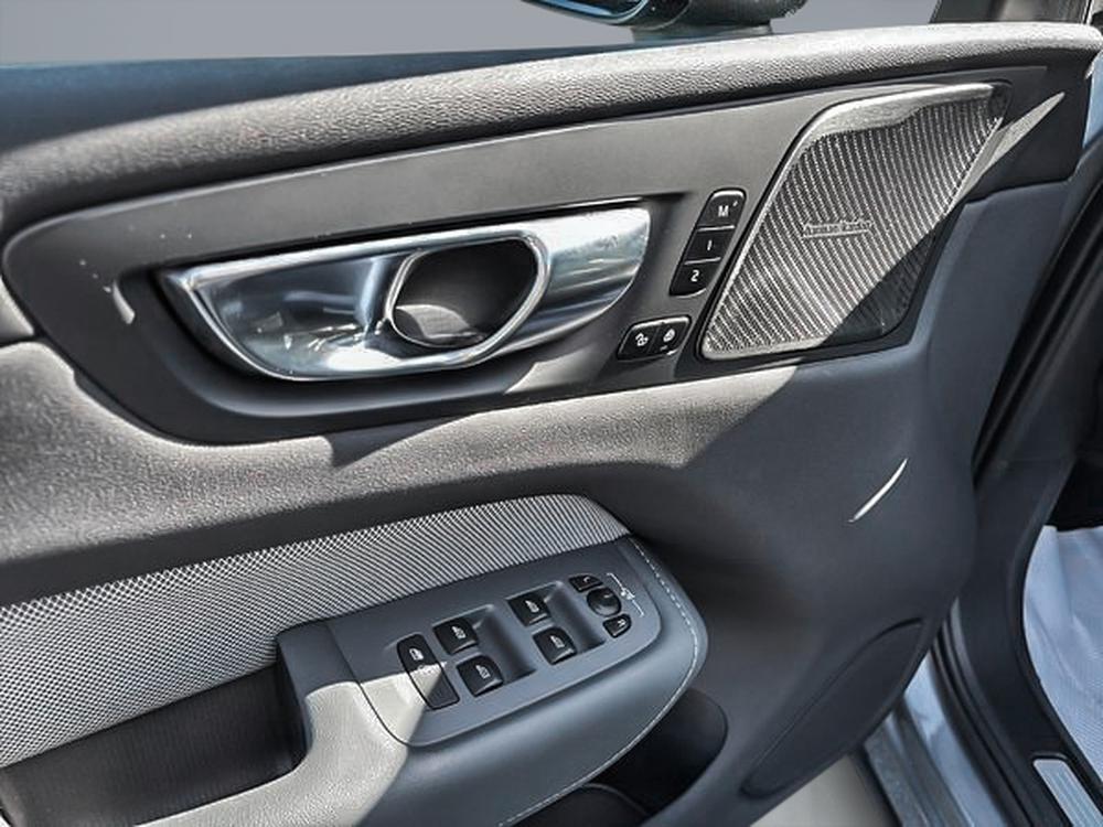 Volvo XC60 T6 R-DESIGN AWD // POLESTAR 2021 d&rsquo;occasion à vendre - 13