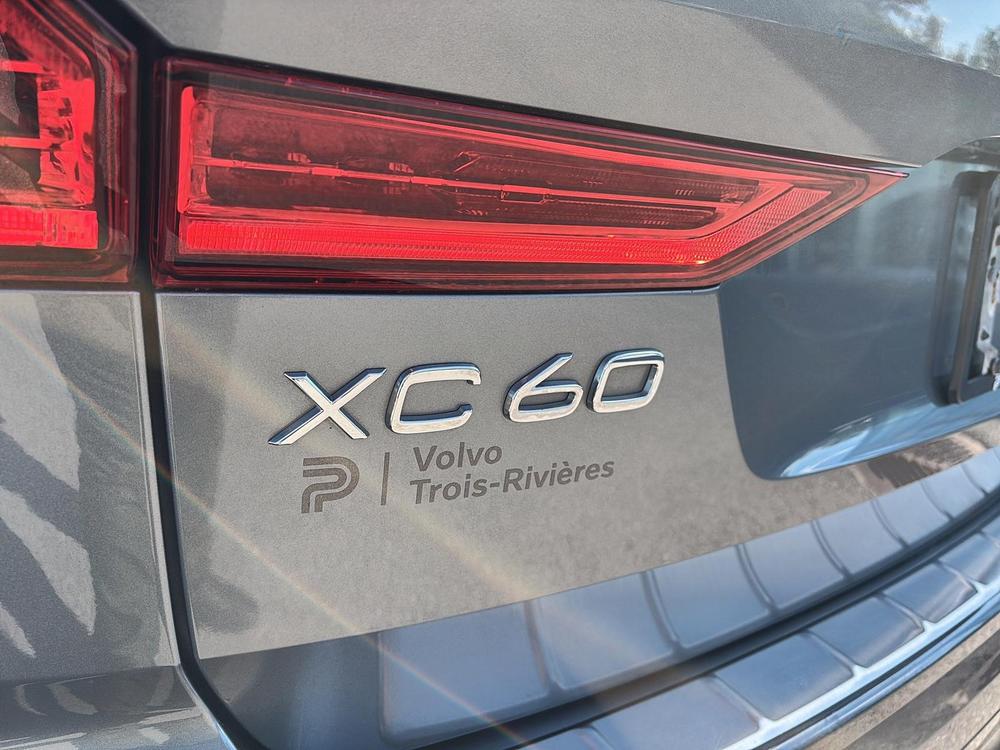 Volvo XC60 T6 R-DESIGN AWD // POLESTAR 2021 d&rsquo;occasion à vendre - 19