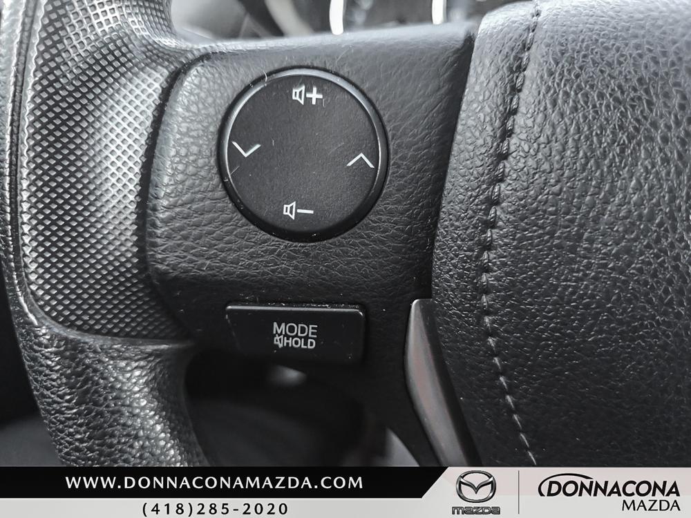 Toyota Corolla CE 2016 d&rsquo;occasion à vendre - 21
