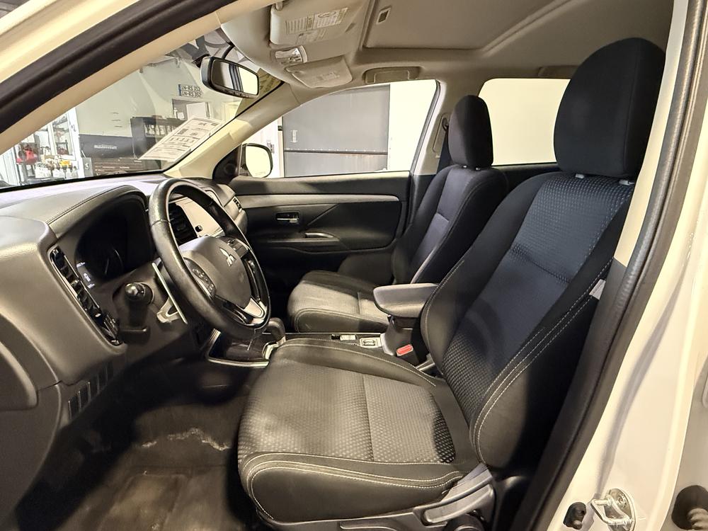 Mitsubishi Outlander SE 2017 d&rsquo;occasion à vendre - 17