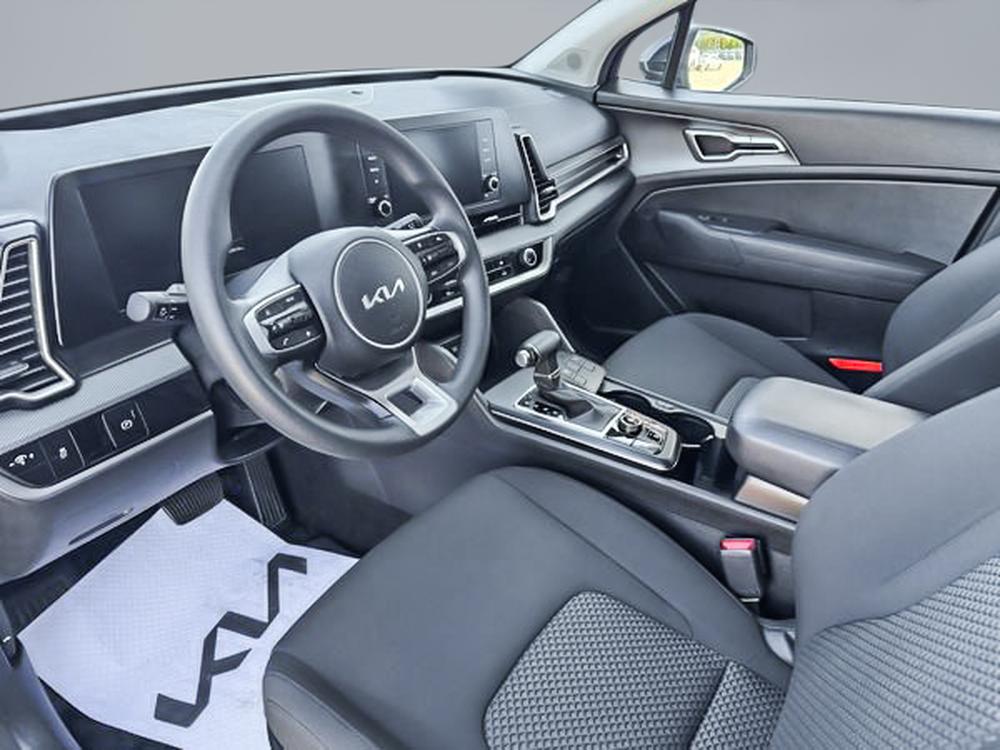 Kia Sportage LX FWD 2024 d&rsquo;occasion à vendre - 31