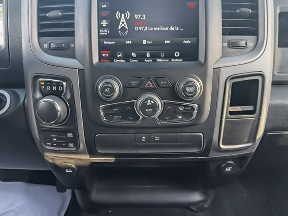 Ram 1500 Classic TRADESMAN 2021 d&rsquo;occasion à vendre - 26