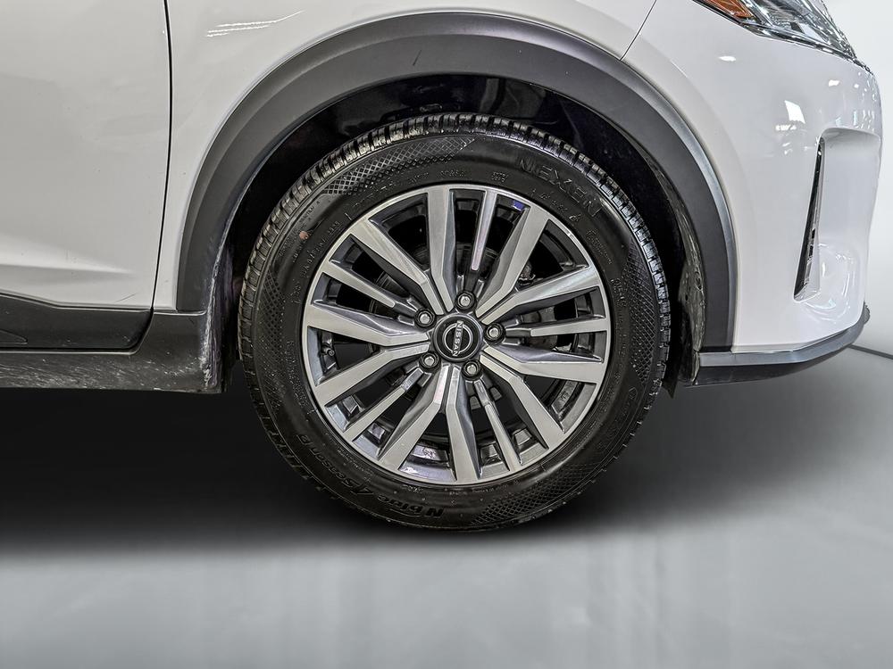 Nissan Kicks Play SV 2025 à vendre à Shawinigan - 12