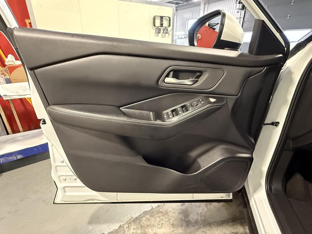 Nissan Rogue SV 2025 d&rsquo;occasion à vendre - 14