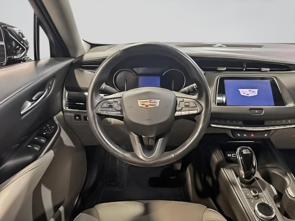 Cadillac XT4 LUXURY 2023 d&rsquo;occasion à vendre - 17