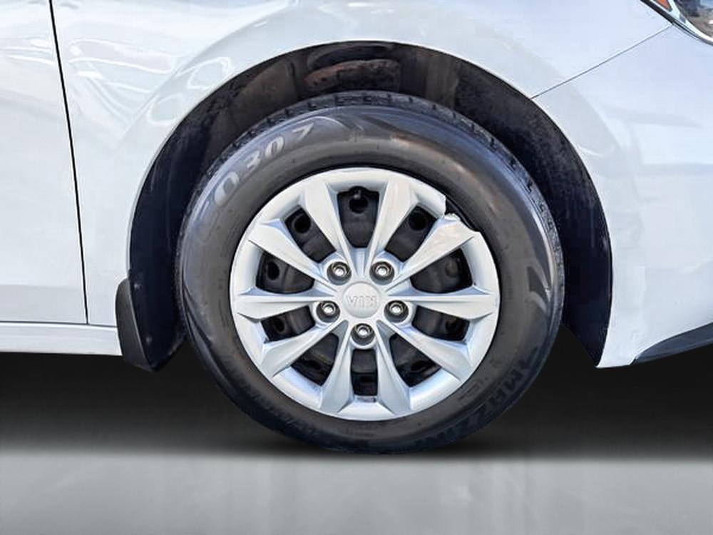 Kia Forte LX 2020 d&rsquo;occasion à vendre - 12