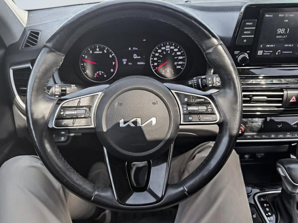 Kia Seltos EX AWD 2023 d&rsquo;occasion à vendre - 22