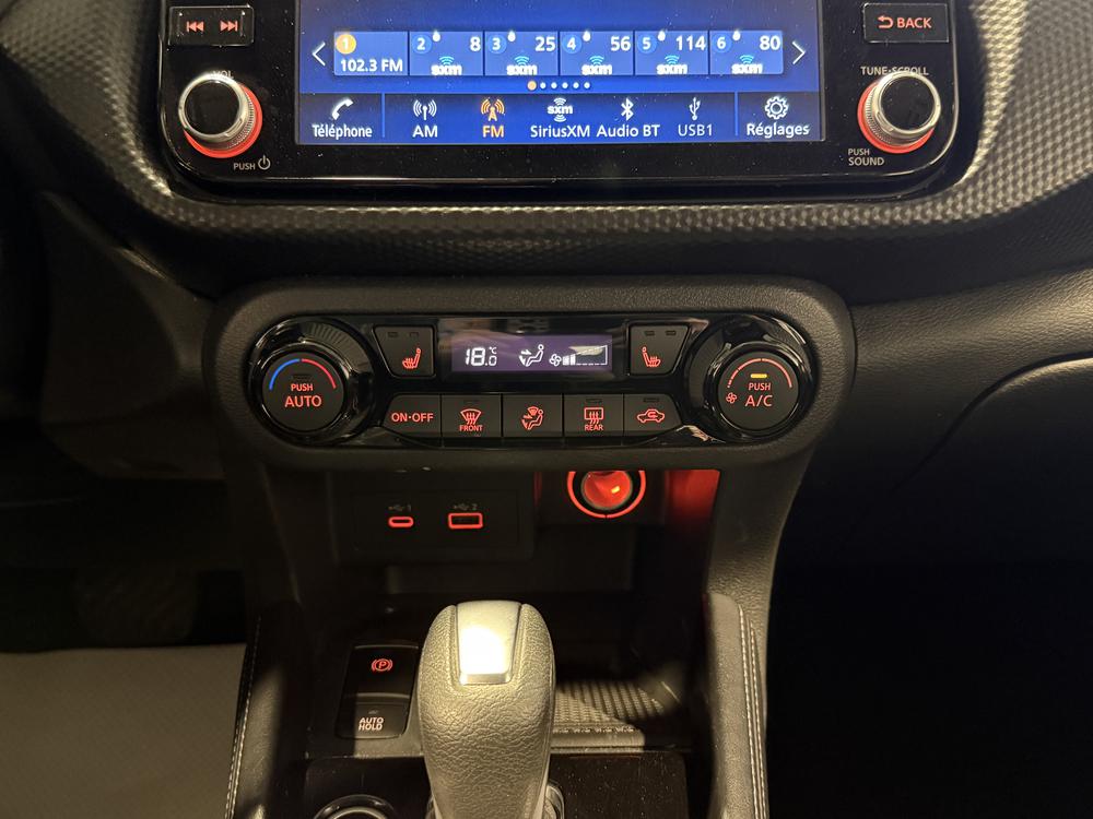 Nissan Kicks Play 2025 Blanc usage à vendre Nissan Kicks Play 2025 Blanc usage à vendre