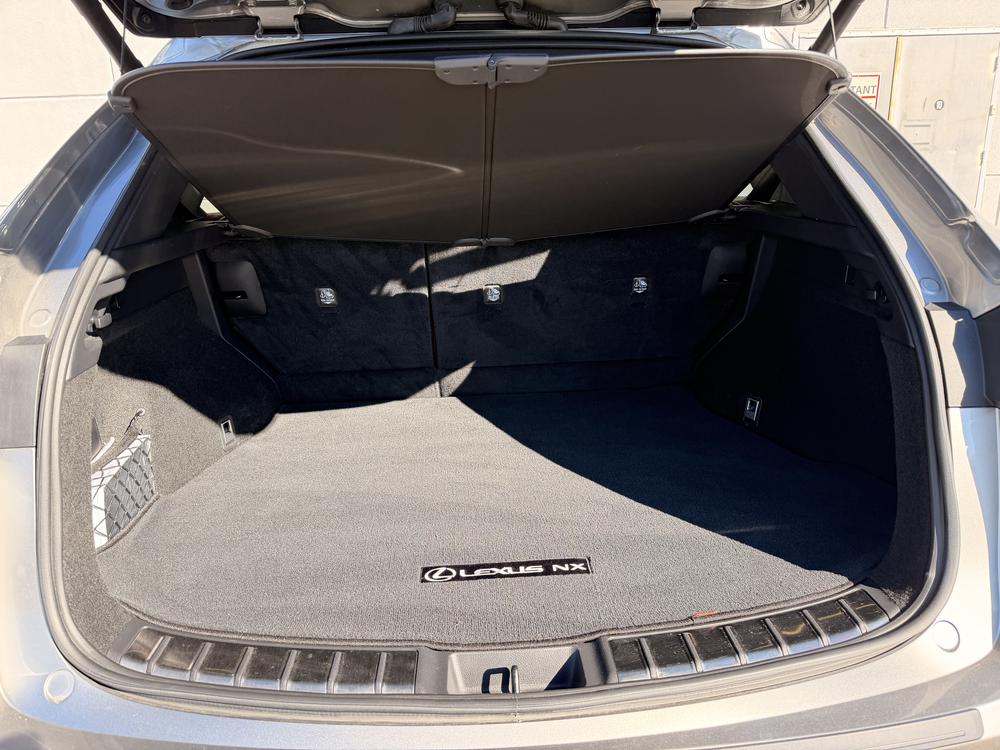 Lexus NX 350H BASE 2024 d&rsquo;occasion à vendre - 13