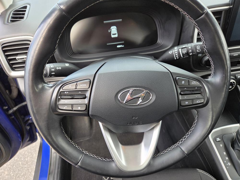 Hyundai Venue Preferred 2023 d&rsquo;occasion à vendre - 16