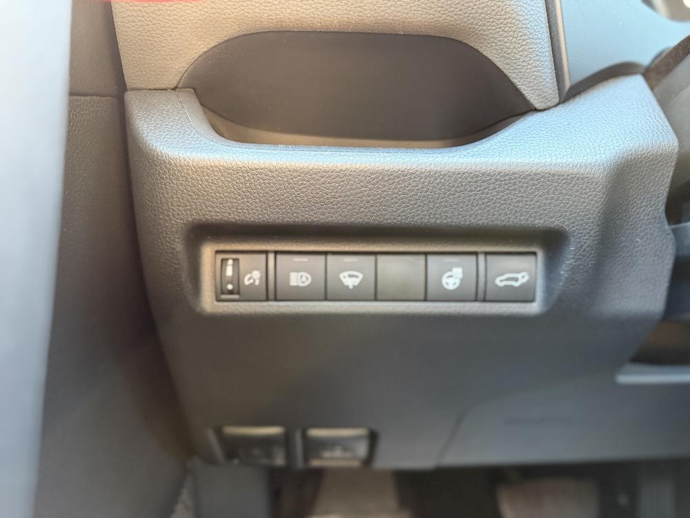 Toyota RAV4 XLE 2022 d&rsquo;occasion à vendre - 14