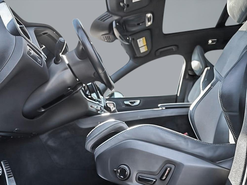 Volvo XC60 T6 R-DESIGN AWD // POLESTAR 2021 d&rsquo;occasion à vendre - 12