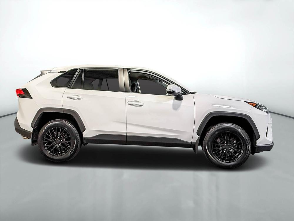 Toyota RAV4 LE AWD 2022 d&rsquo;occasion à vendre - 2