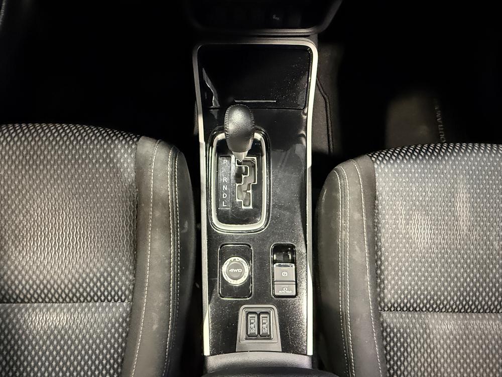 Mitsubishi Outlander SE 2017 d&rsquo;occasion à vendre - 29